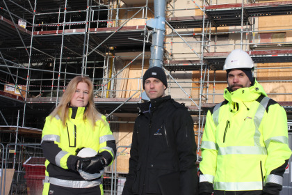 Hanna Gustafsson, projektledare för Stångåstaden, Michael Stenberg, fastighetschef på Stångåstaden, Magnus Karlsson, projektledare från Teknikbyggarna.