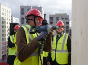 Bostadsministern invigde bygget av Cederhusen