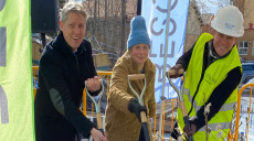 Första spadtag för nya bostäder i Häggvik