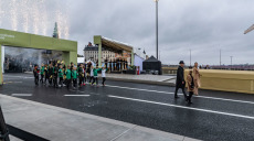 Kunglig invigning av guldbron