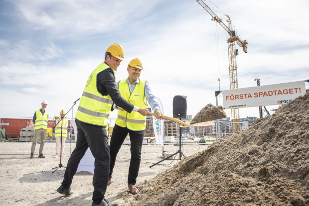 Spaden i marken för Malmös nya bostadsområde